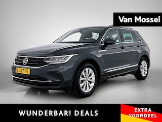 Volkswagen Tiguan 1.5 TSI Life Business | 131 PK | Apple Carplay / Android Auto | Achteruitrijcamera | Adaptive Cruise Control | Trekhaak | Digital Cockpit Pro | Stuurwielverwarming | Navigatie | Stoelverwarming | Ergo-Active Voorstoelen | Massage Functie |