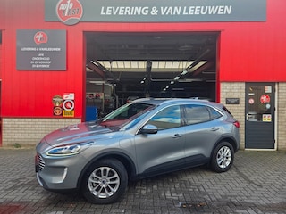 Ford Kuga 2.5 PHEV Titanium Winterpack/ Navigatie/ Parkeersensoren V + A/ Stoelverwarming/ Rijklaarpijs!