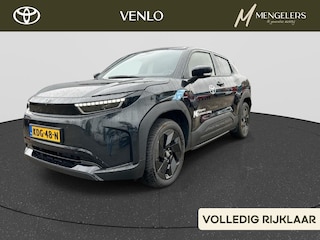 Toyota Urban Cruiser Dynamic 61 kWh RIJKLAAR | Navigatie | Camera | All-Seasonbanden