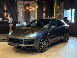 Porsche Cayenne 3.0 E-Hybrid PANO|LUCHTVERING|FULL OPTIONS!