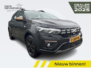 Dacia Sandero Stepway 1.0 TCe 90 Extreme AUTOMAAT | TREKHAAK l CLIMATE l CAMERA l LICHTMETALEN VELGEN