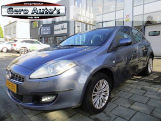 Fiat Bravo 1.4 Dynamic 5 deurs,airco,lmv ,trekhaak inruilkoopje