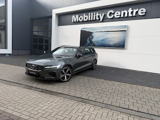 Volvo V60 T6 Plug-in hybrid AWD Plus Dark