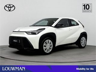 Toyota Aygo Hybrid 115 play