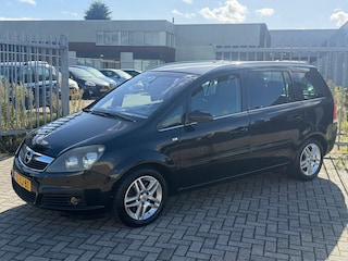 Opel Zafira 2.2 Executive VOL AUTOMAAT 7 PERSOONS! NAP l NAVI l CRUISE l AIRCO l TREKHAAK l PDC V+A l LMV l LEER l MTF-STUUR!