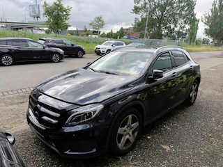 Mercedes-Benz GLA 220 d 4Matic Prestige / motor defect /