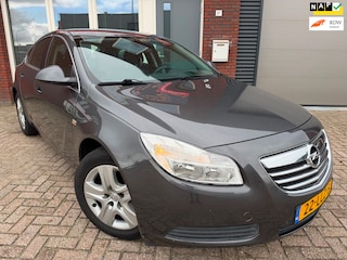 Opel Insignia 1.6 T Edition / Navi / Clima / PDC / NAP / Cruise / LM