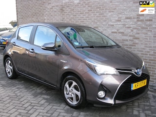 Toyota Yaris 1.5 Hybrid Trend - 2eig! - Achteruitrijcamera - Navigatie -