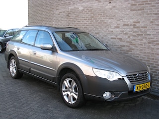Subaru Outback 2.5i Comfort - 1eig! - Leder - Cruise-/Climate control -