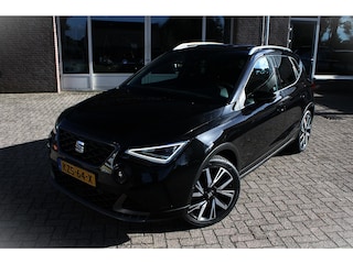 Seat Arona 1.5 TSI EVO FR Carplay, Adaptive cruise, Parkeerhulp, Stoelverwarming, Alcantara, LED, Climate control, Navi, 18" LMV