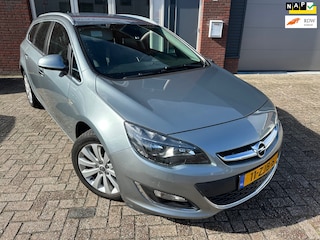 Opel Astra Sports Tourer 1.4 Turbo Sport / Navi / PDC / Leder / Cruise / NAP
