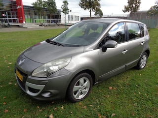 Renault Scénic met nieuwe a p k
