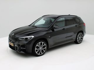 BMW X1 sDrive20i Business Edition Aut. Sport / Leder / LED / 178pk / Origineel NL