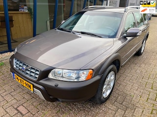 Volvo XC70 2.5 T Momentum AWD Automaat BTW / Youngtimer
