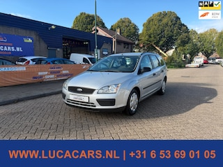 Ford Focus Wagon 1.6-16V Champion AIRCO TREKHAAK 2X SLEUTEL+BOEKJES!