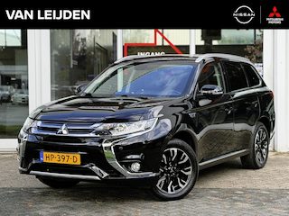 Mitsubishi Outlander 2.0 PHEV 203pk 4WD CVT Instyle+ | Trekhaak | Schuifdak | Leder | Navigatie | Keyless | All-Season
