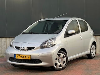 Toyota Aygo 1.0-12V Accent * Airco * 5-Deurs * Nette Auto * Goed Onderhouden *