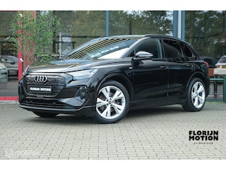 Audi Q4 e-tron 35 Advanced edition S-line 55 kWh | Stoelverwarming | ACC | 20 Inch | Trekhaak | LED | Led matrix | Camera | Sportstoelen