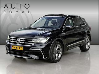 Volkswagen Tiguan 1.5 TSI Elegance 3 X R-LINE | PANORAMADAK | LEDER | CAMERA | ELEKTRISCH VERSTELBARE STOELEN | STUUR/STOEL VERWARMING | NAVIGATIE | IQ LED | DODEHOEK DETECTIE | APPLE CARPLAY / ANDROID AUTO | ADAPTIEVE CRUISECONTROL |