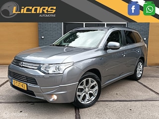 Mitsubishi Outlander 2.0 PHEV Instyle+ Leder/trekhaak/schuifdak