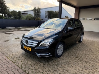Mercedes-Benz B180 Leder xenon dealer onderh 2e eig.