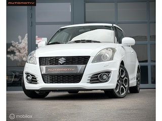 Suzuki Swift 1.6 Sport / CRUISE / KEYLESS / STOELVERWARMING