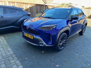 Toyota Yaris Cross 1.5 Hybrid Explore KEYLESS PARKEERSENSOREN STOELVERWARMING NAVI NL-AUTO
