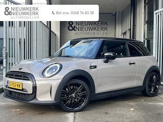 Mini Cooper 3-Deurs 1.5 Camden Go Edition | AUTOMAAT | LEDER | CAMERA | CARPLAY | NAVI | CRUISE CONTROL | STOELVERWARMING | PDC | CLIMATE CONTROL | LMV 17'' | KEYLESS | LED | DAB | BLUETOOTH
