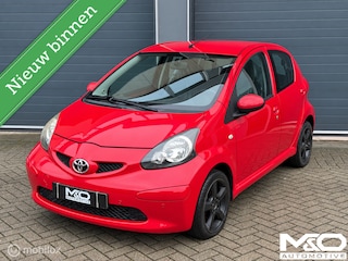 Toyota Aygo 1.0-12V | PDC | E-RAMEN | APK