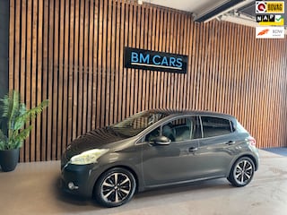 Peugeot 208 1.4 VTi Griffe Airco, Trekhaak, Leder