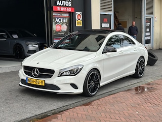 Mercedes-Benz CLA 200 Aut Leer Navi Pano