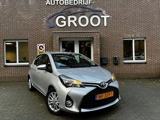 Toyota Yaris 1.3 VVT-I LOUNGE