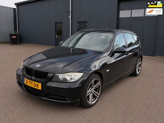 BMW 3-serie Touring 318i business edition - eerst Tekst lezen a.u.b.