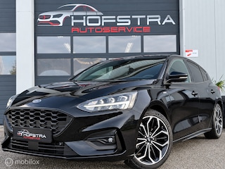 Ford Focus 1.0 EcoBoost Hybrid ST Line Camera Winterpack 18-inch