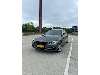 BMW 320i EDE CARPLAY M Sport EXPORT KETTING