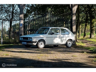 Volkswagen Golf LX - in nieuwstaat