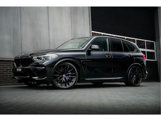 BMW X5 xDrive45e High Executive M-Sport/ BTW-Auto/ Laser/ Pano-Dak/ Luchtvering/ 360-camera/ Head-Up/ ACC/ Stoelvent./ Trekhaak/ 22'' LMV