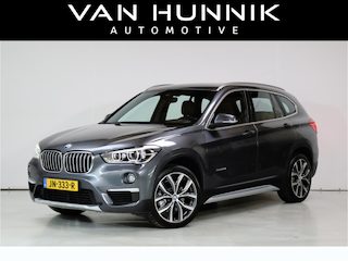 BMW X1 sDrive20i High Ex | Hud | Leder | Dealer Onderhouden | Stoelverwarming