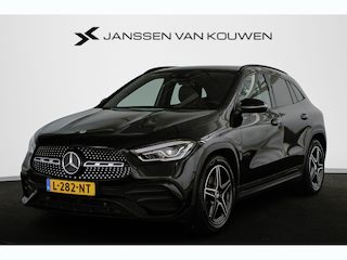 Mercedes-Benz GLA 180 Business Solution AMG Widescreen Sfeerverlichting Stoelverwarming Camera