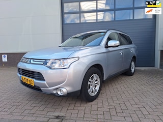 Mitsubishi Outlander | 2.0 Intense | Navigatie | Bluetooth | Airco | Automaat | 2e eigenaar |