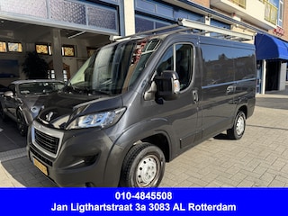 Peugeot Boxer 330 2.2 BlueHDi 120 L1H1 Premium 1 EIGENAAR/CAMERA/DEALER OND/NW APK