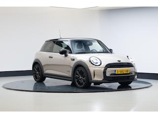Mini Cooper 3-Deurs 1.5 Camden Plus Edition