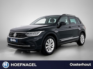 Volkswagen Tiguan 1.5 TSI Life Automaat | Adaptive Cruise | Stoel/stuurverwarming | CarPlay | Parkeersensoren | Trekhaak