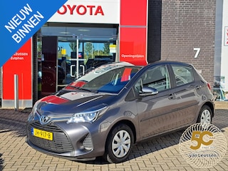 Toyota Yaris 1.0 VVT-i Now AIRCO BESTUURDERS STOEL IN HOOGTE DEALER ONDERHOUDEN