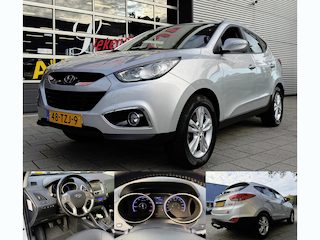 Hyundai ix35 2.0i 4WD Style - Navigatie I Airco I Xenon I 1/2 Leer I Trekhaak I Sport velgen