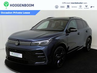 Volkswagen Tiguan 1.5 eHybrid R-Line Edition | SoH 100% | Panoramadak | 360 camera | Adaptieve demping | ErgoActive stoelen met massage | Head-up display | Black Style | Matrix LED verlichting | Adaptieve cruise control | Stoel- en stuurwielverwarming |