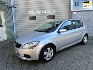 Kia Ceed Cee'd 1.4 CVVT X-tra Airco / NAP / Trekhaak / APK 05-2027