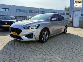 Ford Focus 1.0 EcoBoost Hybrid ST Line Business