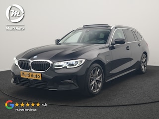 BMW 3-serie Touring 330e Sportline PHEV 293pk Dealer O.H. | SOH 90,9% | Panodak | Adaptive Cruise | Head Up | 360 Camera | Lederen Sportstoelen & Stuur Verwarmd | Keyless | BLIS | Apple Carplay | Navigatie | DAB | Plug In Hybrid |