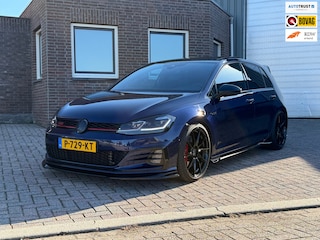 Volkswagen Golf 2.0 TSI GTI Performance 7.5 | Pano | Leder | Maxton | 19" inch | Dynaudio | Groot navi | Led | ACC | unieke staat